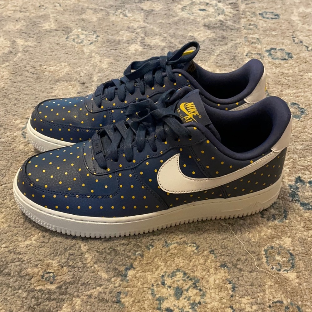 Nike Air Force 1